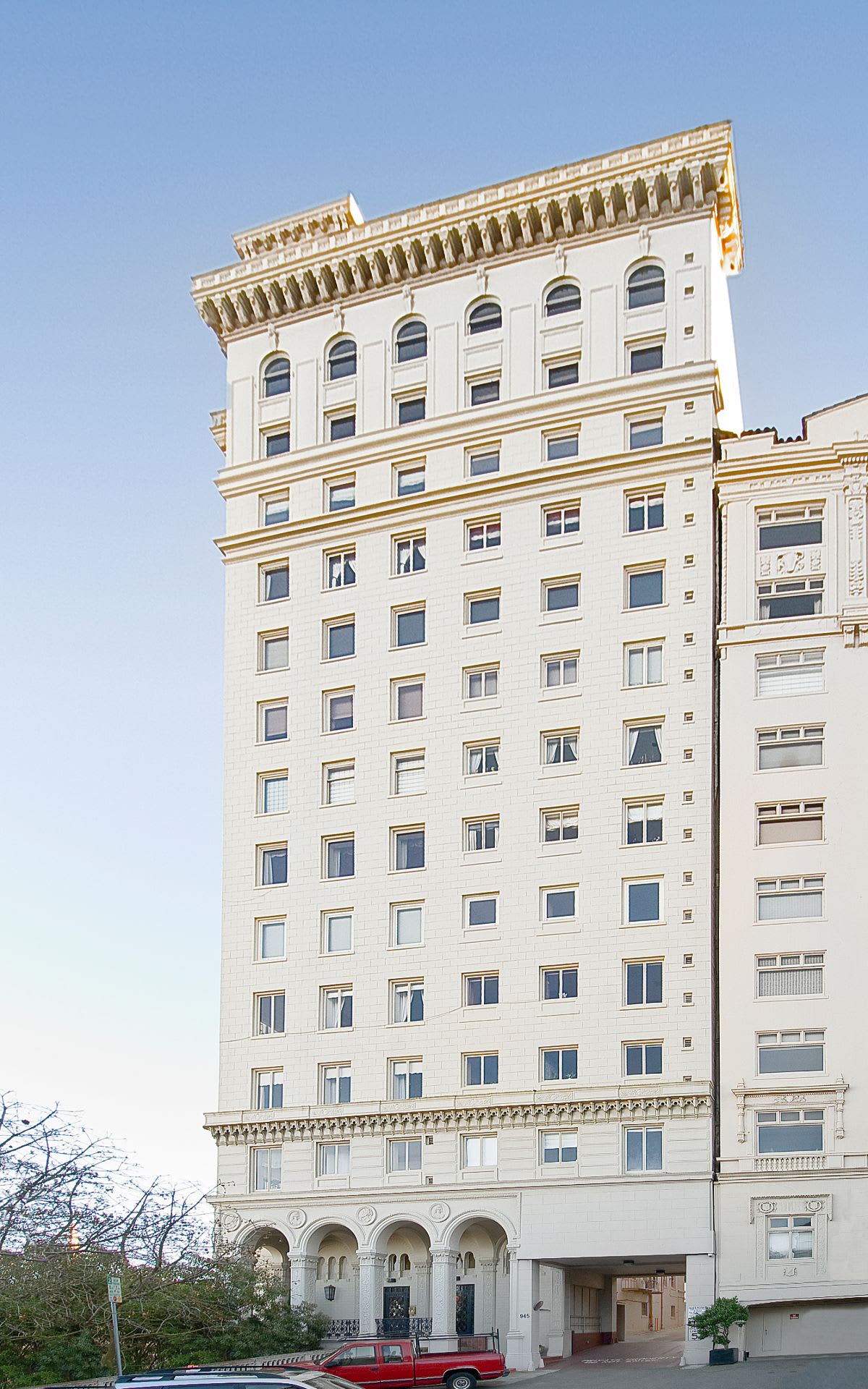 Landmark and Water Views at 945 Green