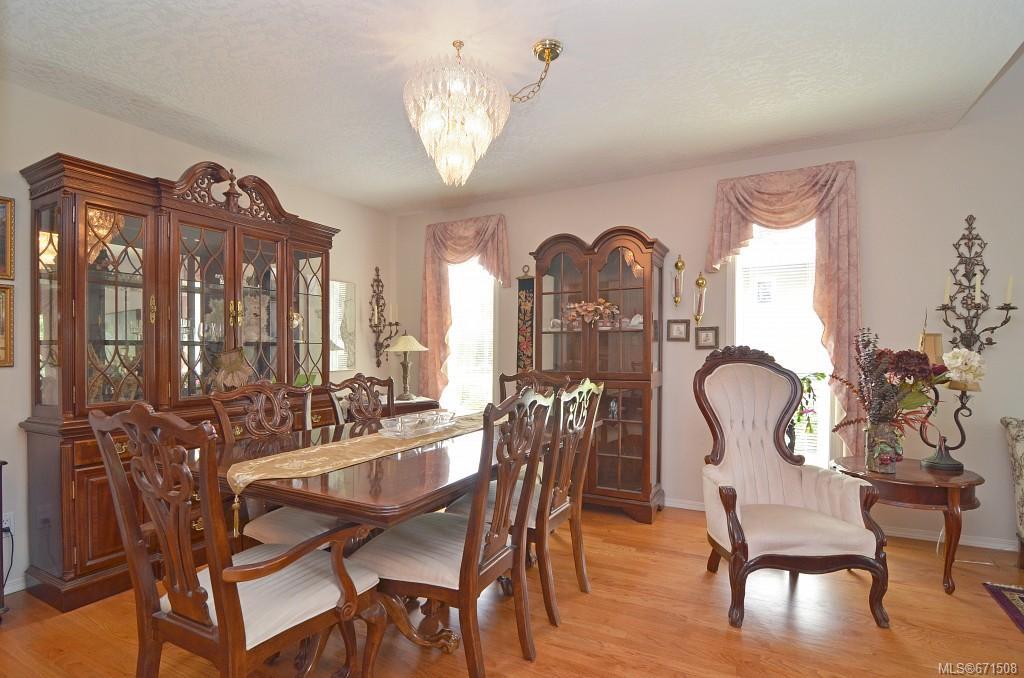 3985 Blenkinsop Rd