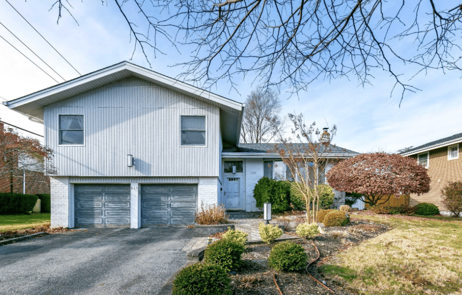 239 Birchwood Park Dr, Jericho