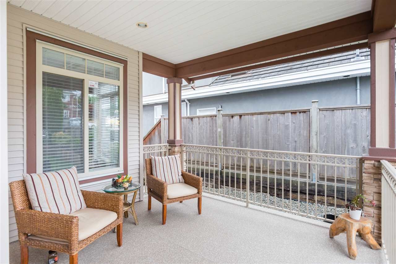 1004 Walls Ave