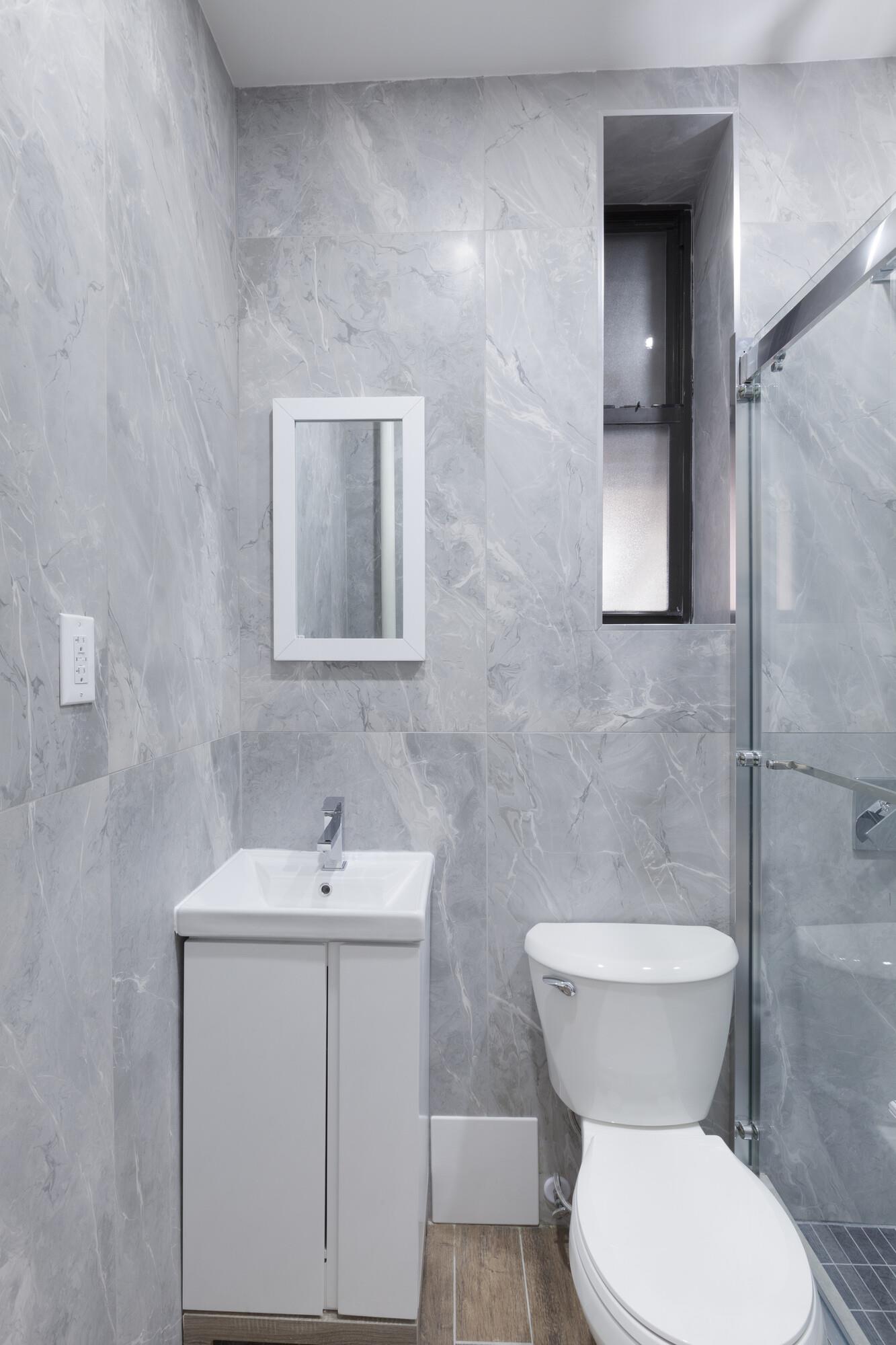 128 East 86th Street, Apt 3-A
