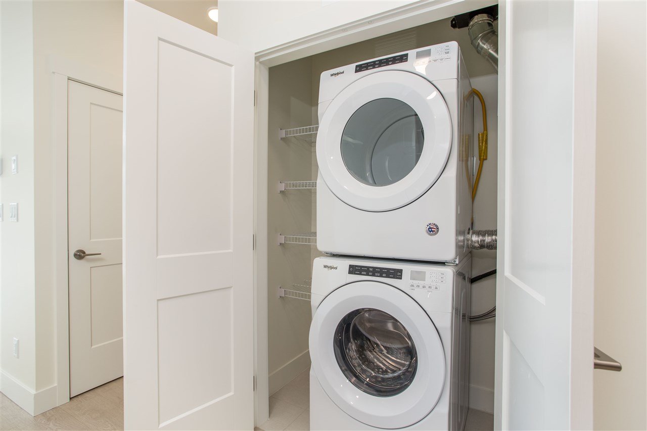 109-14022 North Bluff Road, White Rock