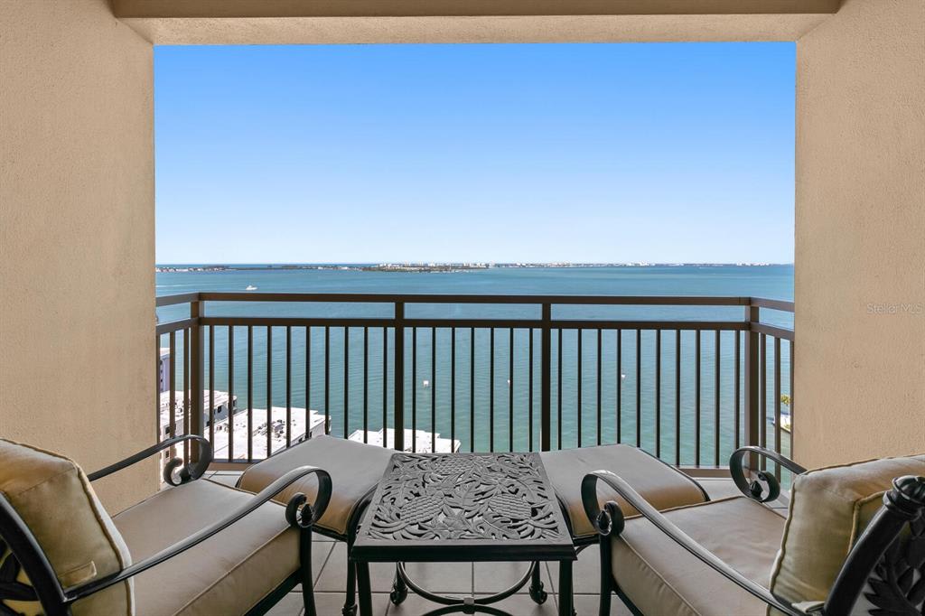 1111 RITZ CARLTON DRIVE Unit: 1701