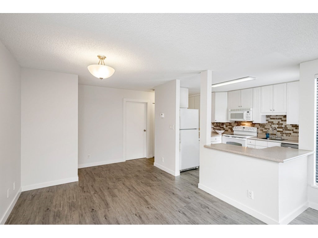 101-9149 Saturna Dr