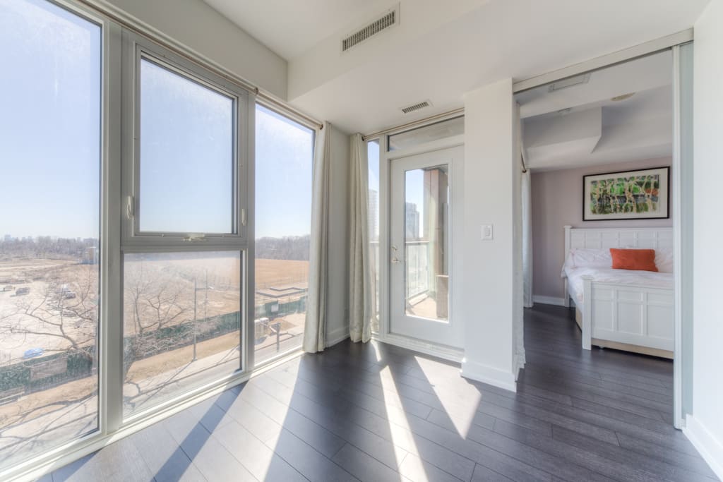 FOREST HILL CORNER SUITE