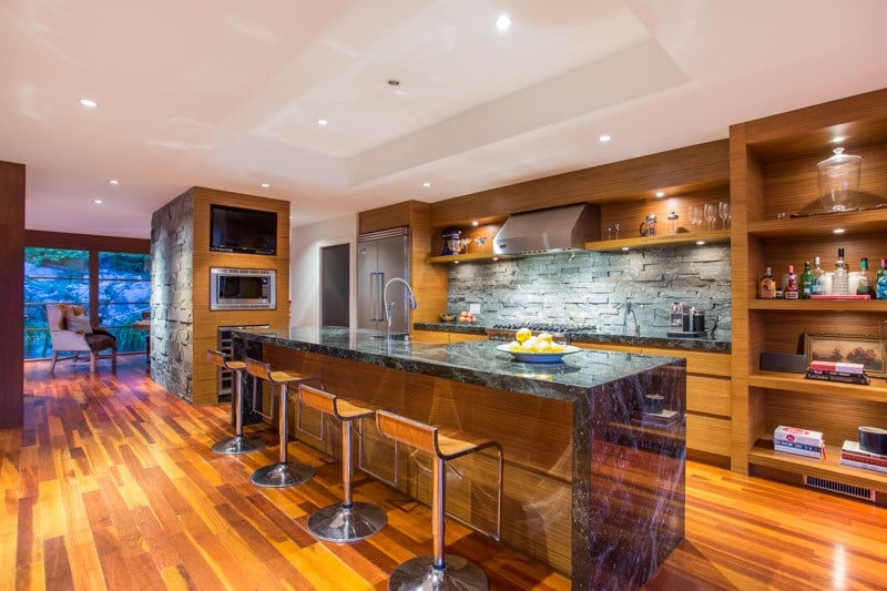 481 Craigmohr Dr