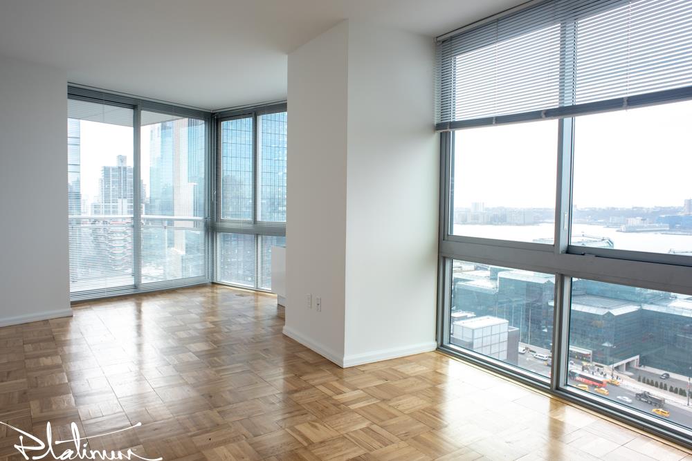 455 West 37th Street, Apt 712