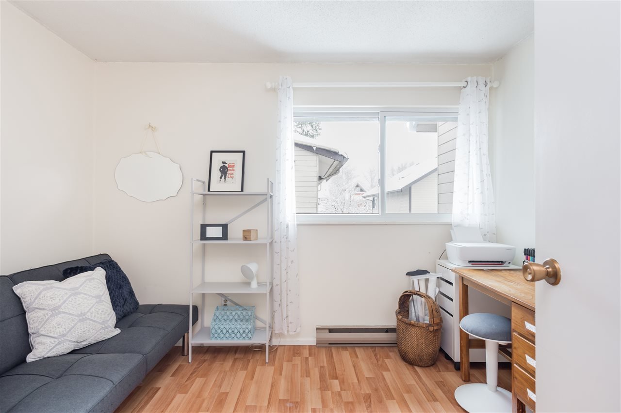 23-460 W 16th Ave