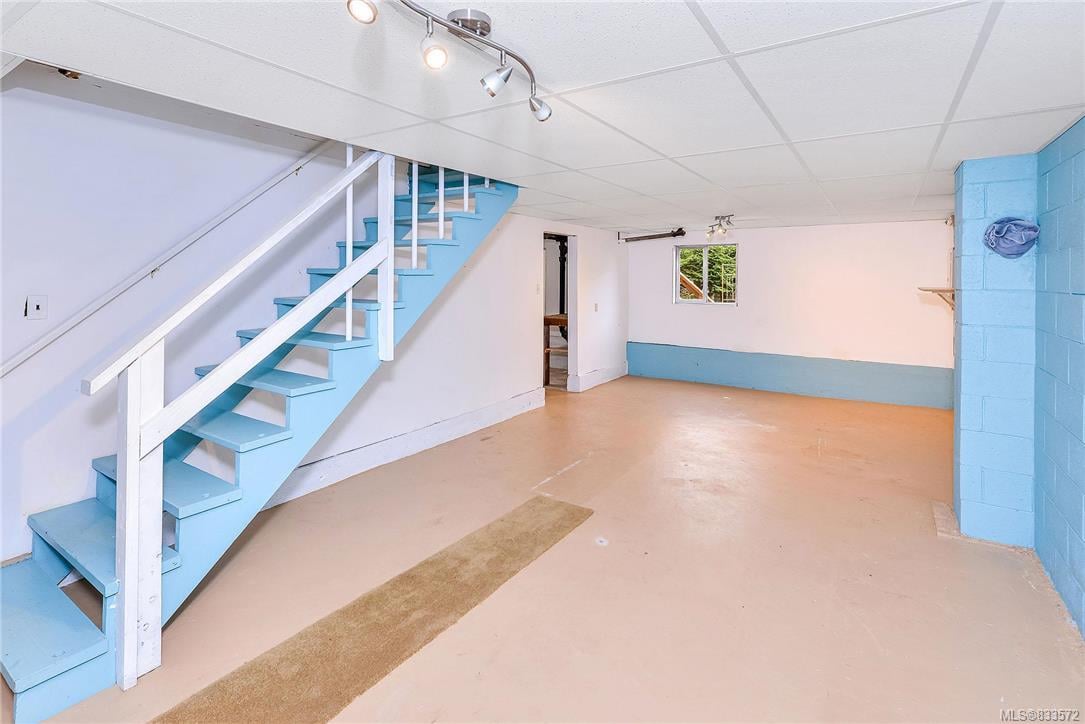 653 / 655 Craigflower Rd