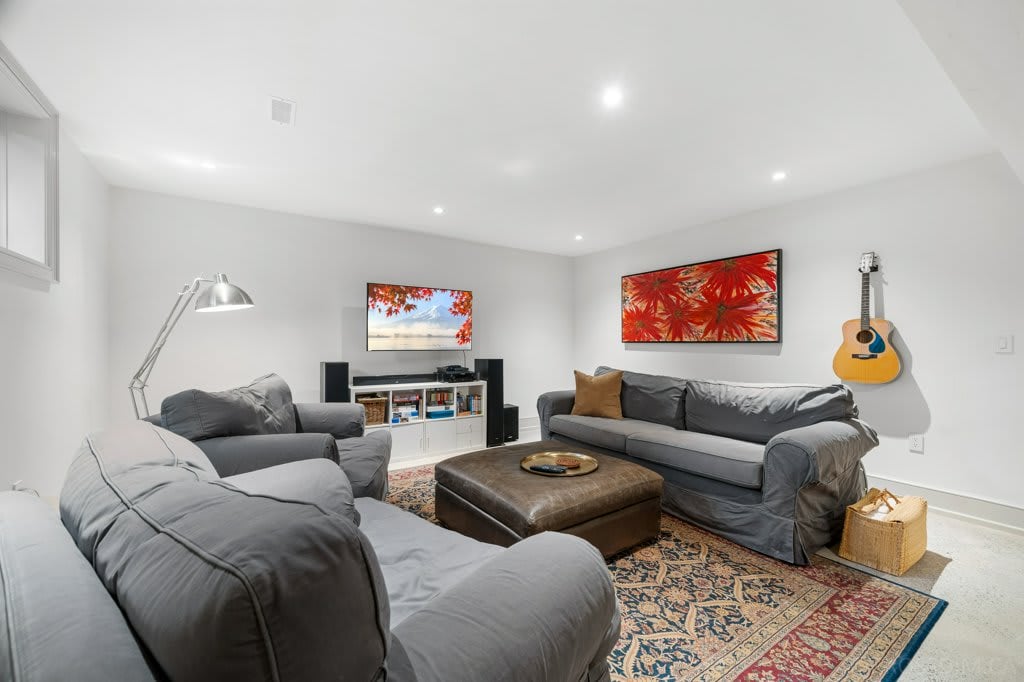 Centrally Nestled In Lytton Park