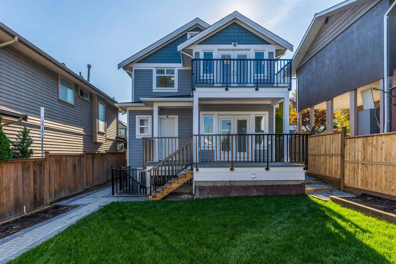 319 Nootka St