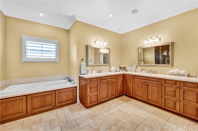 296 E Bay, Costa Mesa