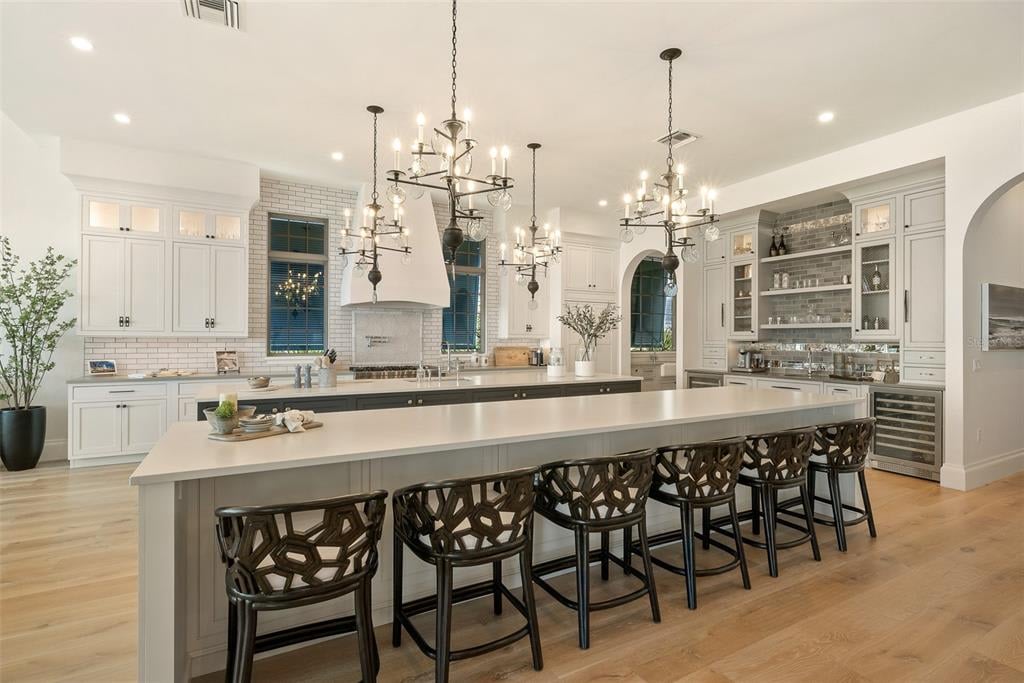 100 Beach Ave, Anna Maria