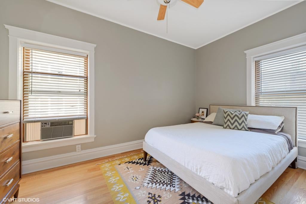 518 W Wrightwood #2W