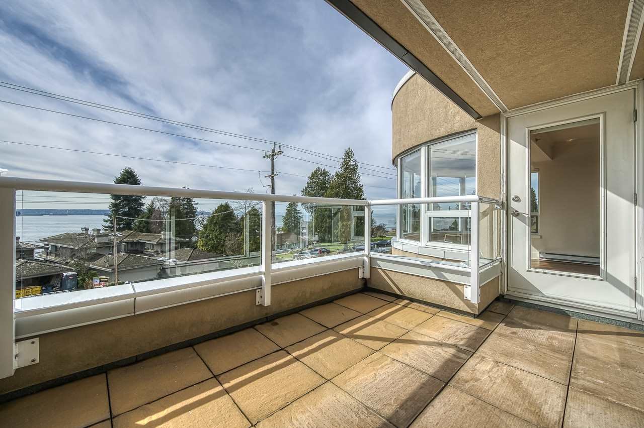 302-2455 Bellevue Ave