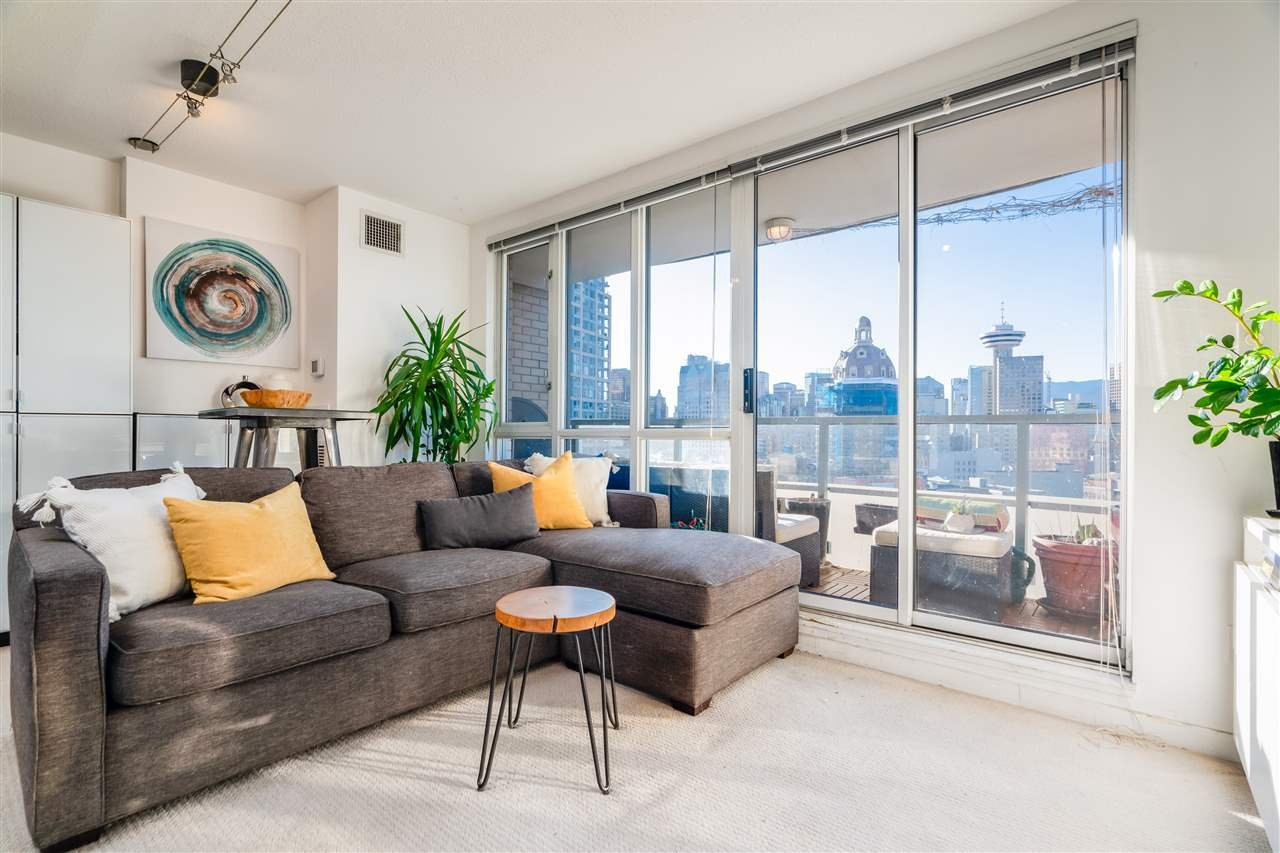 1903-63 Keefer Pl