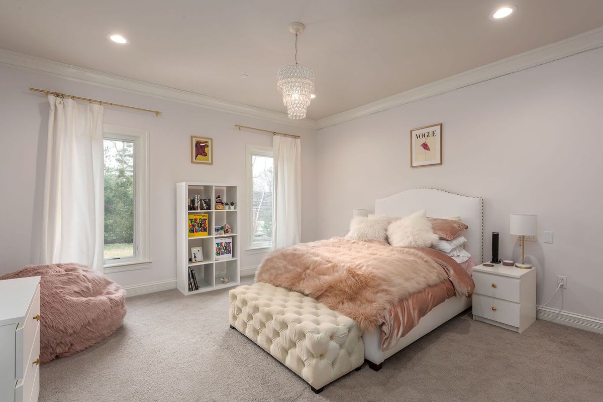 Custom Home in the Enclave at Bellerive