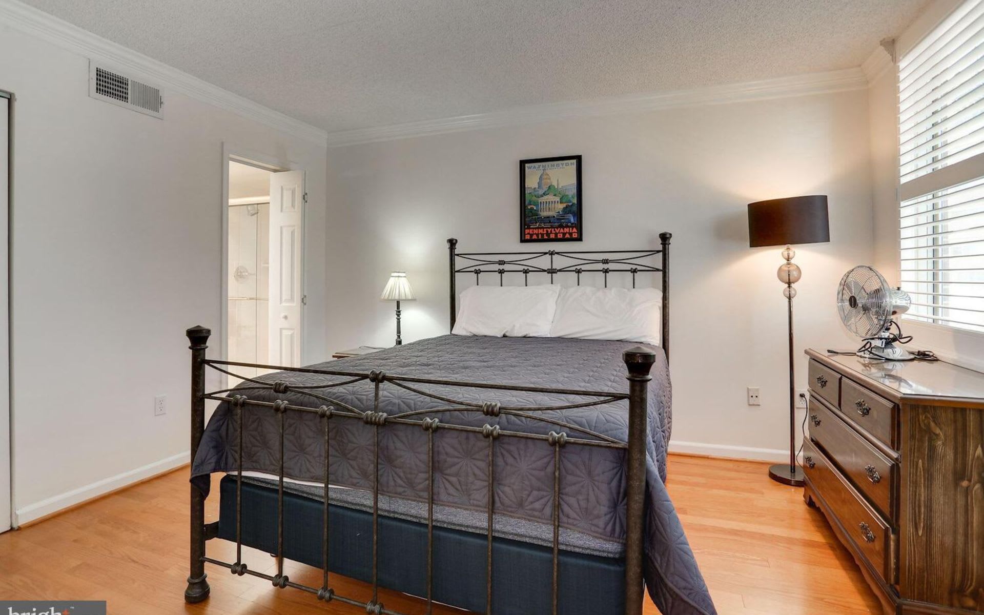 1515 S Arlington Rdg Rd, #305