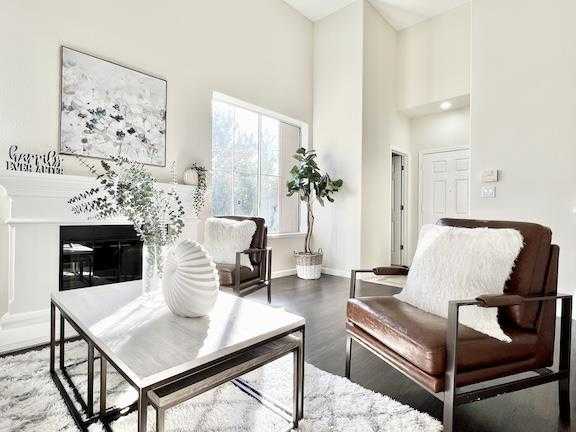 3200 Vinifera DR