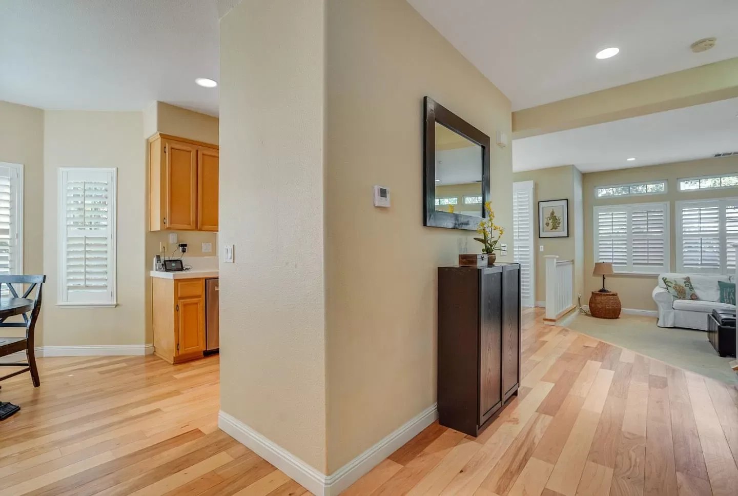 72 Outlook Cir