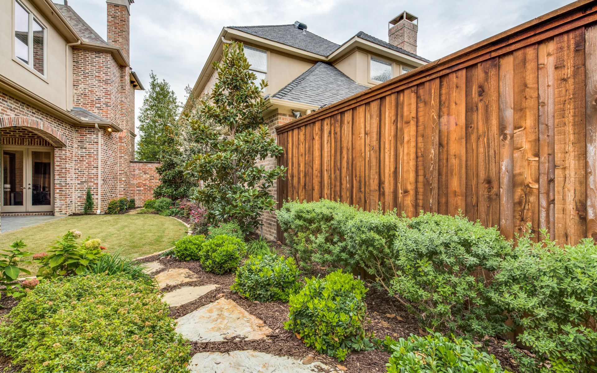 6389 Memorial Drive