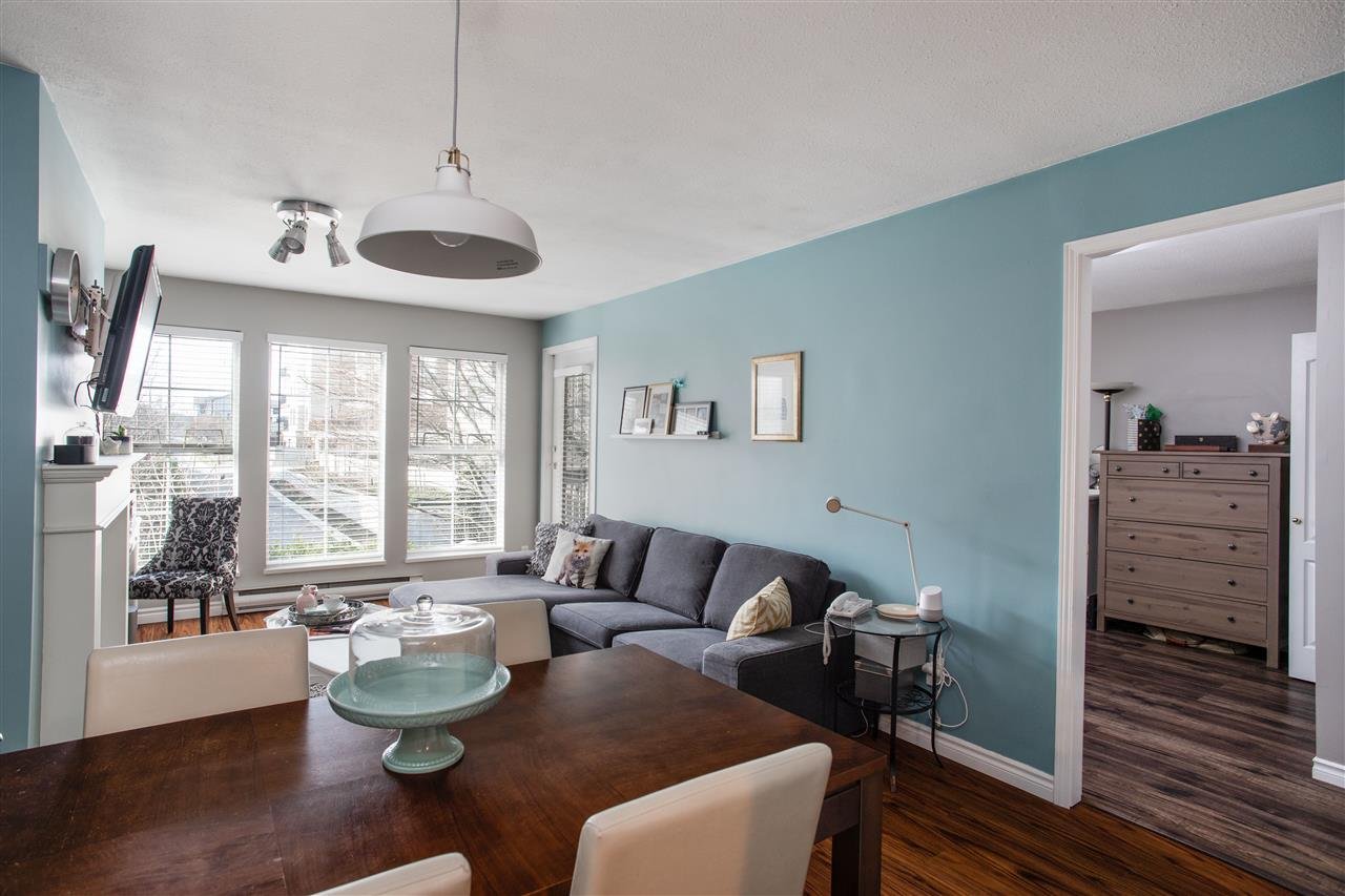 216-888 Gauthier Ave