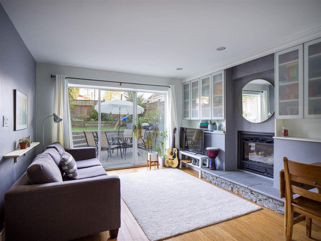 2015 Creelman Ave