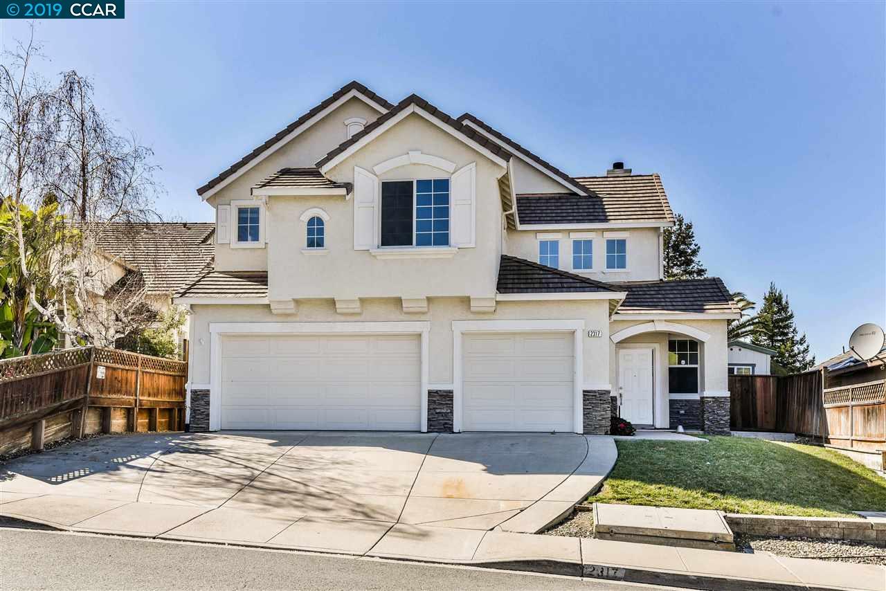 2317 Woodhill Dr