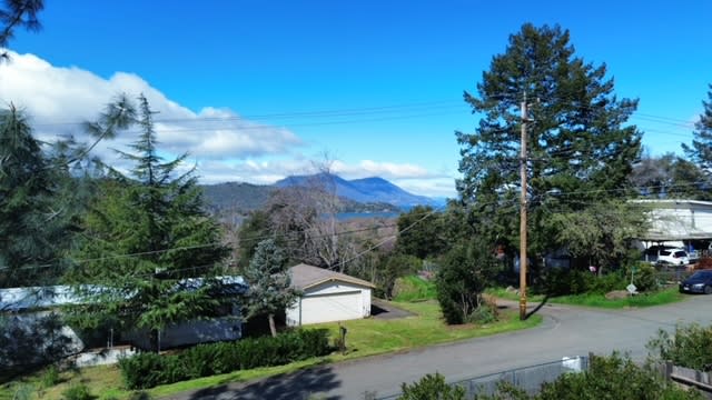15669 20th Avenue, Clearlake