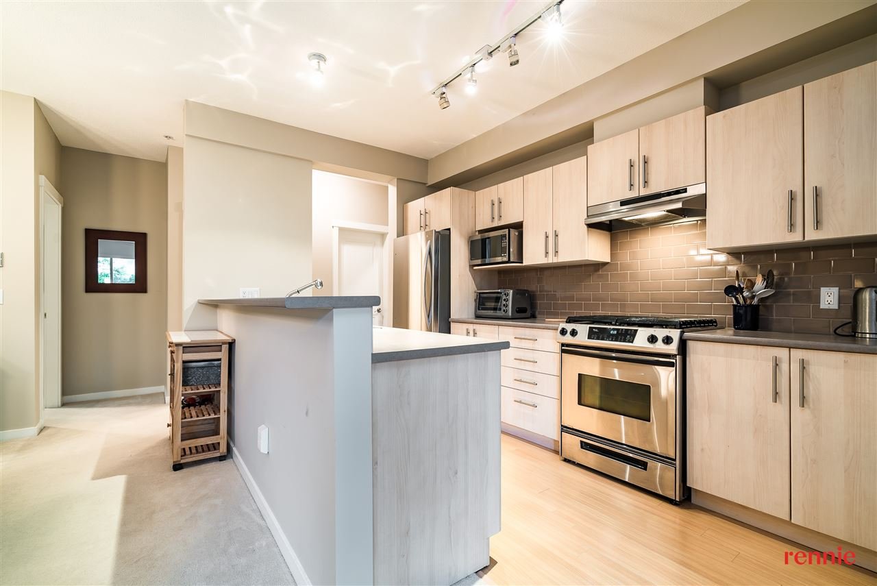 90-9229 University Cres