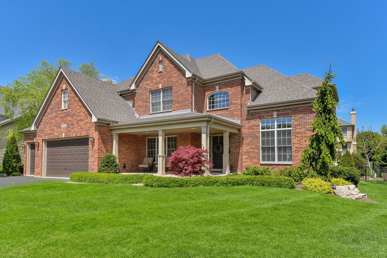 39W268 Forbes Dr