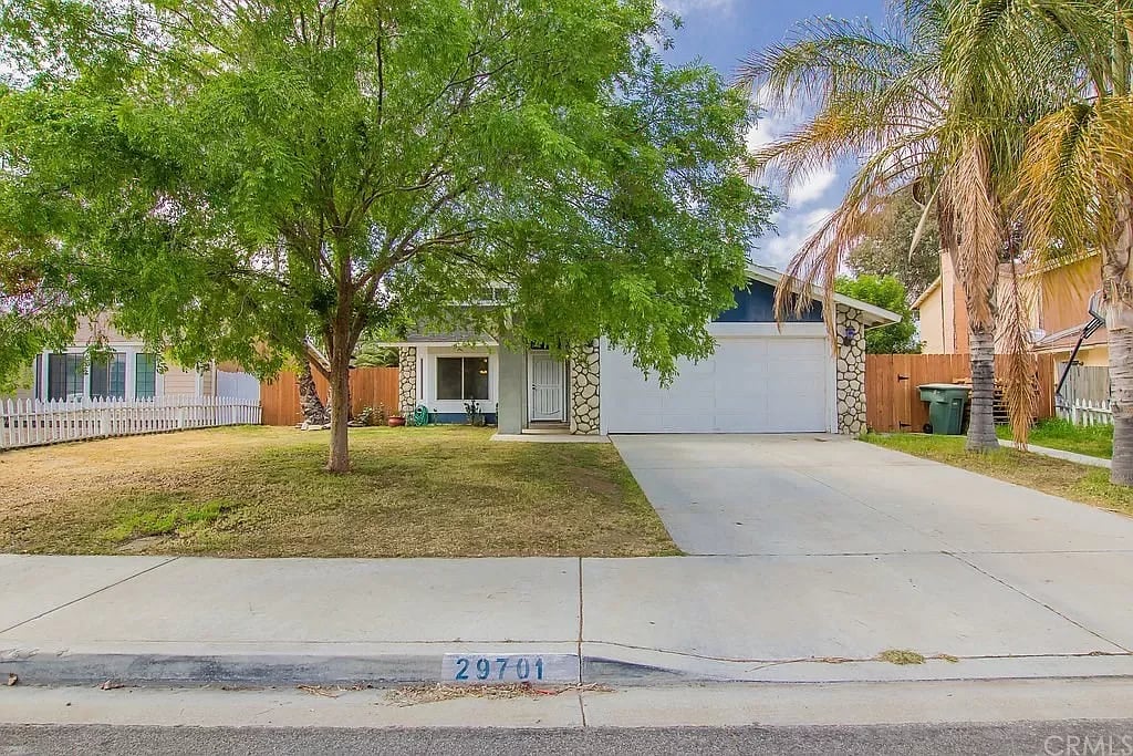 29701 Greenhill Dr