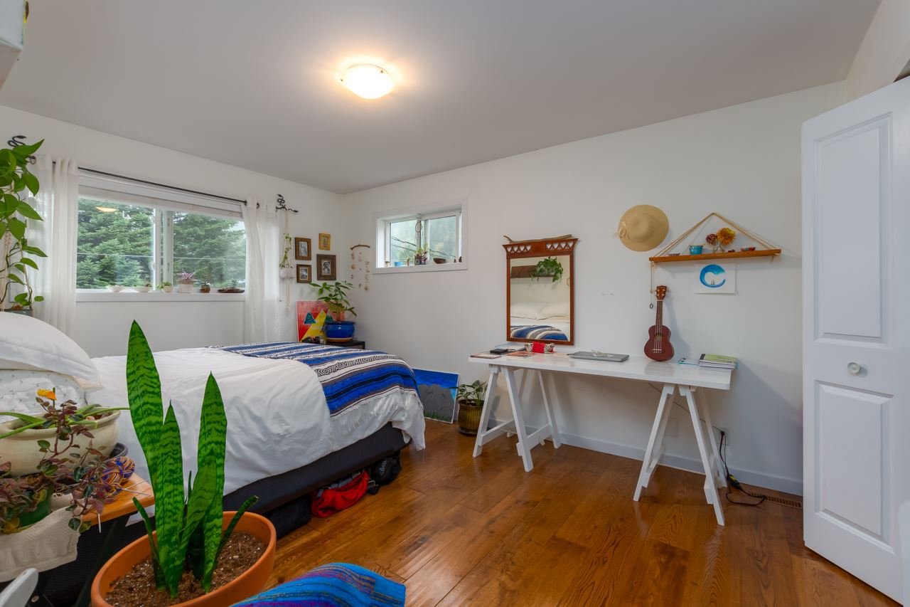 2029 Maple Dr
