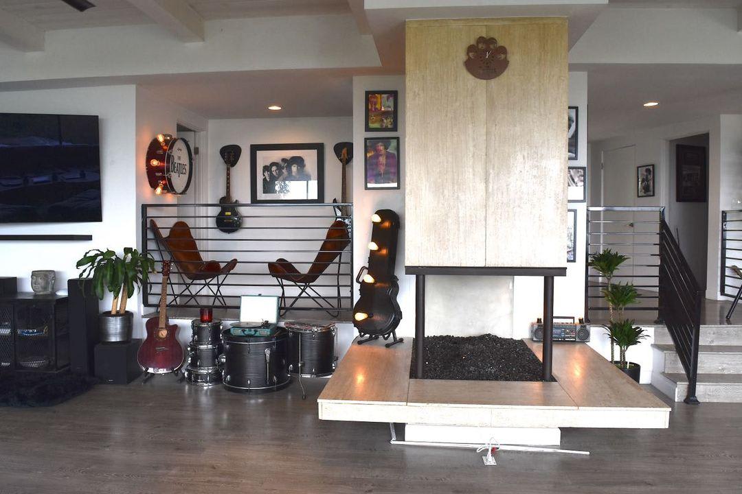 3238 Wrightwood Drive