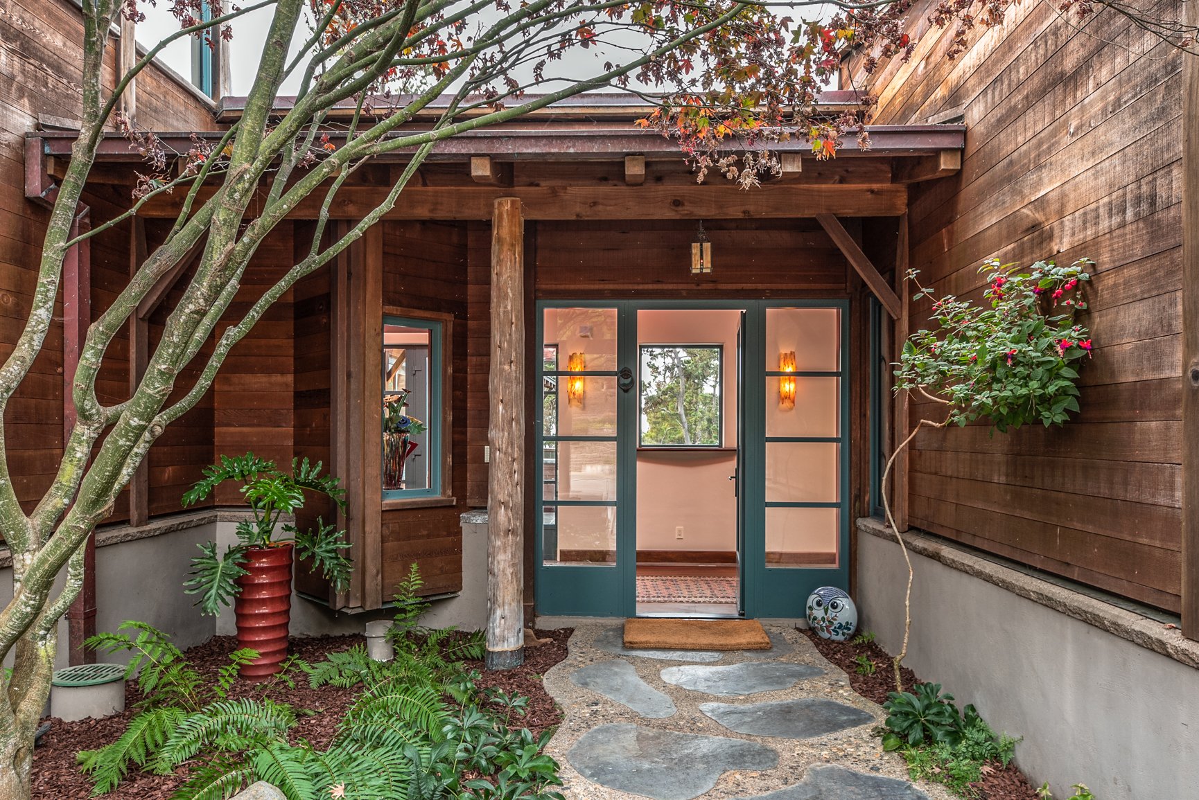 3280 Macomber Dr