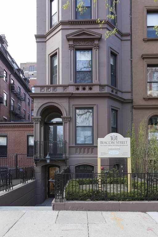 101 Beacon St, Unit PH