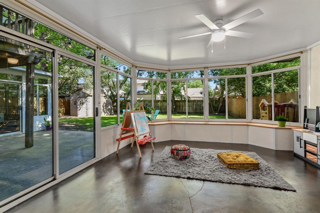1214 Bois D Arc Court
