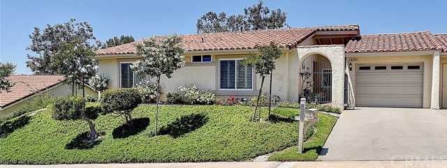 28011 Calle Casal