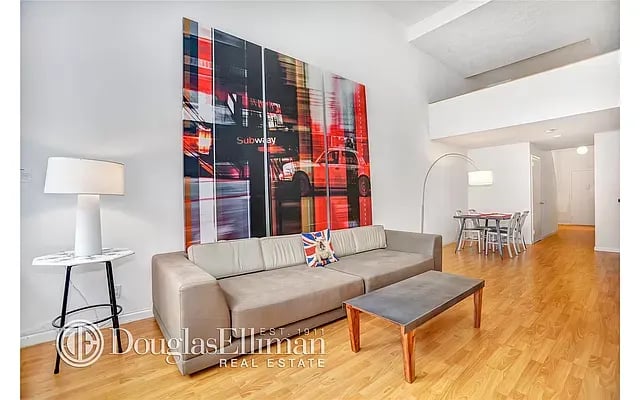 372 Fifth Avenue Unit: 2J