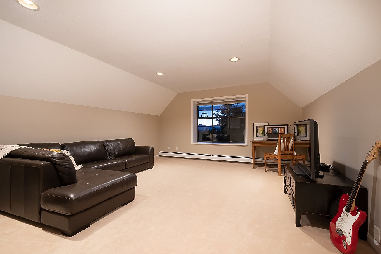 5467 Monte Bre Cres