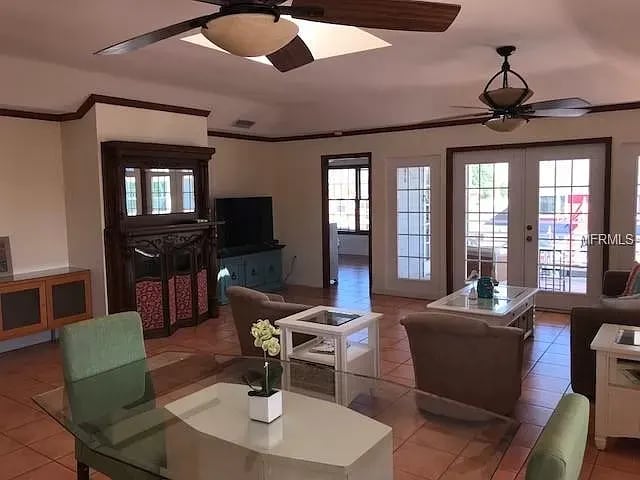 1584 Stickney Point Rd #103