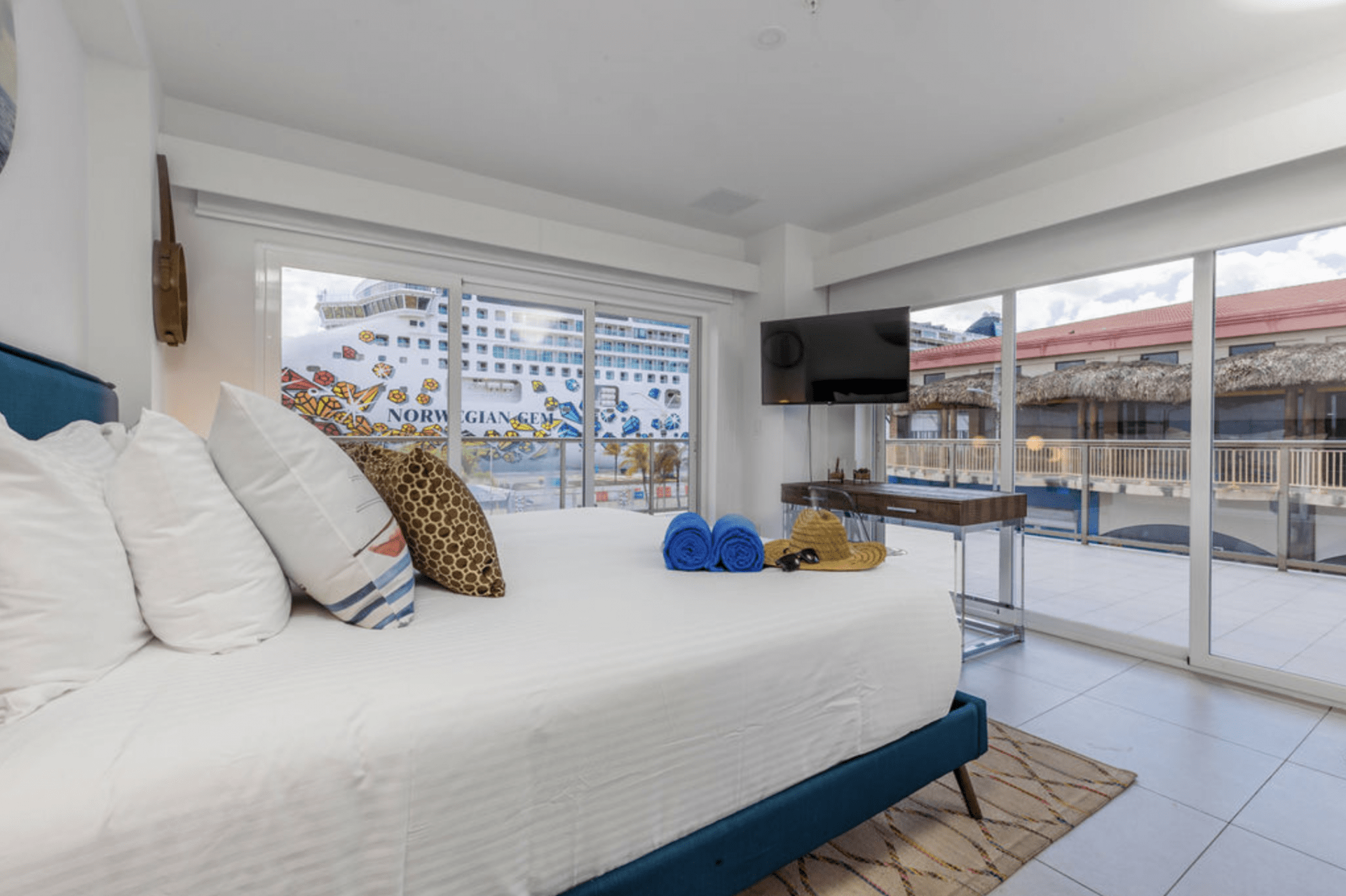Harbour House 203