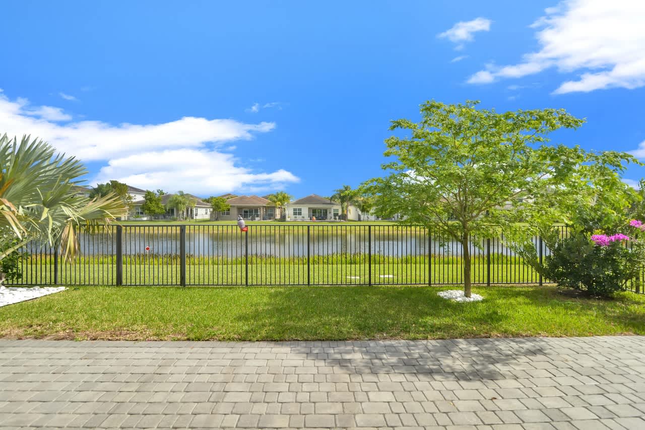 9918 Steamboat Springs Cir