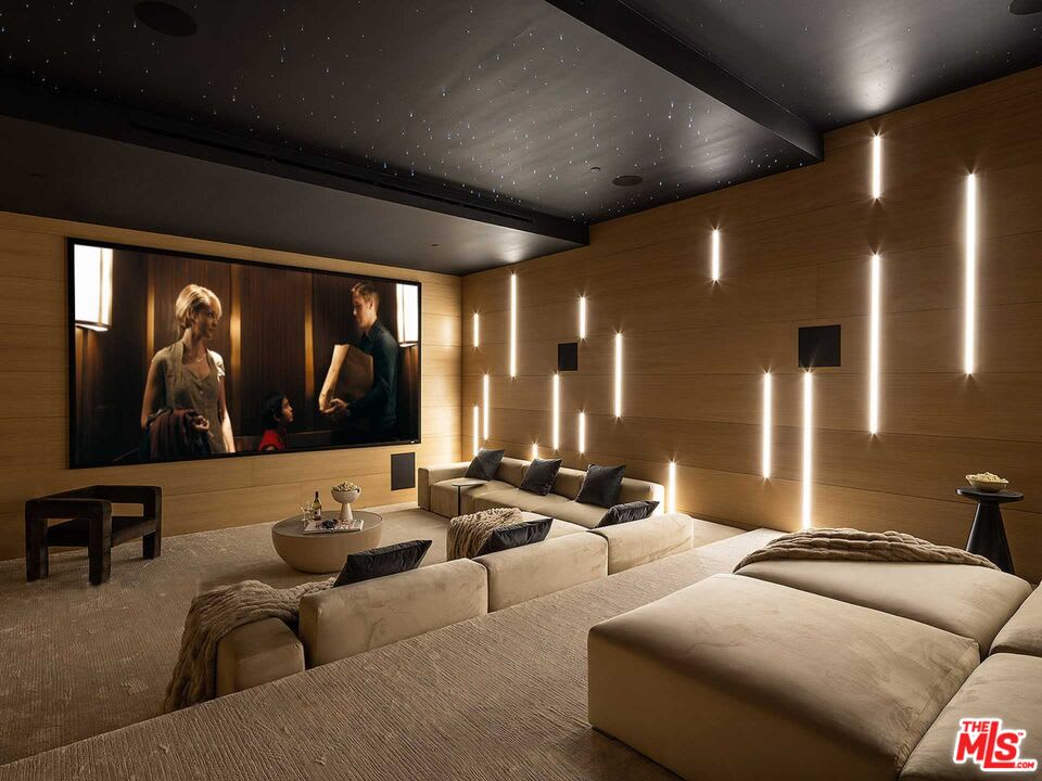 Lodge Lumina