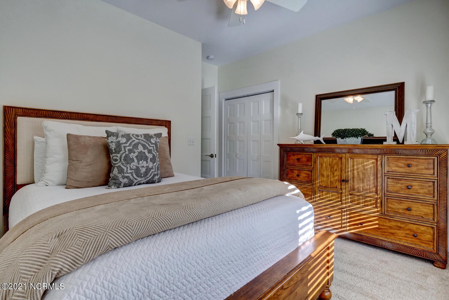 5707 Wisteria Lane
