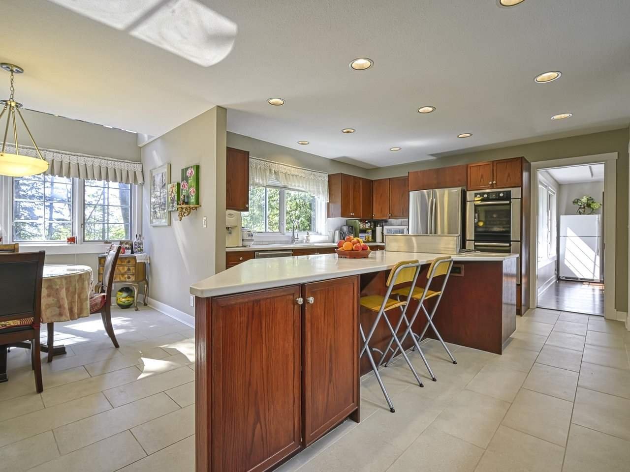 2230 Sorrento Dr