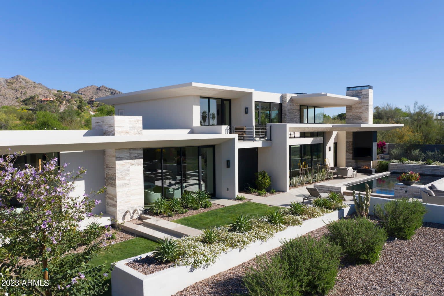 4451 E Joshua Tree Ln