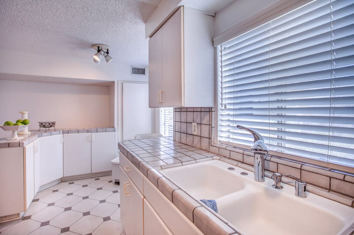 4216 Ethel Ave 6, Studio City, CA