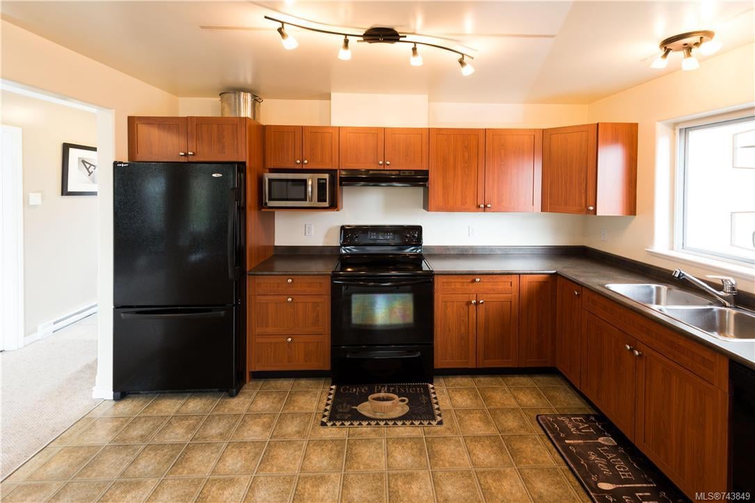 303-908 Brock Ave