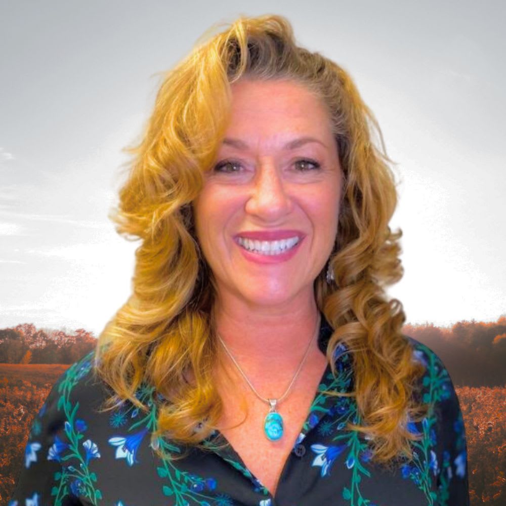 Profile photo of Real Estate Agent associate Connie Page.